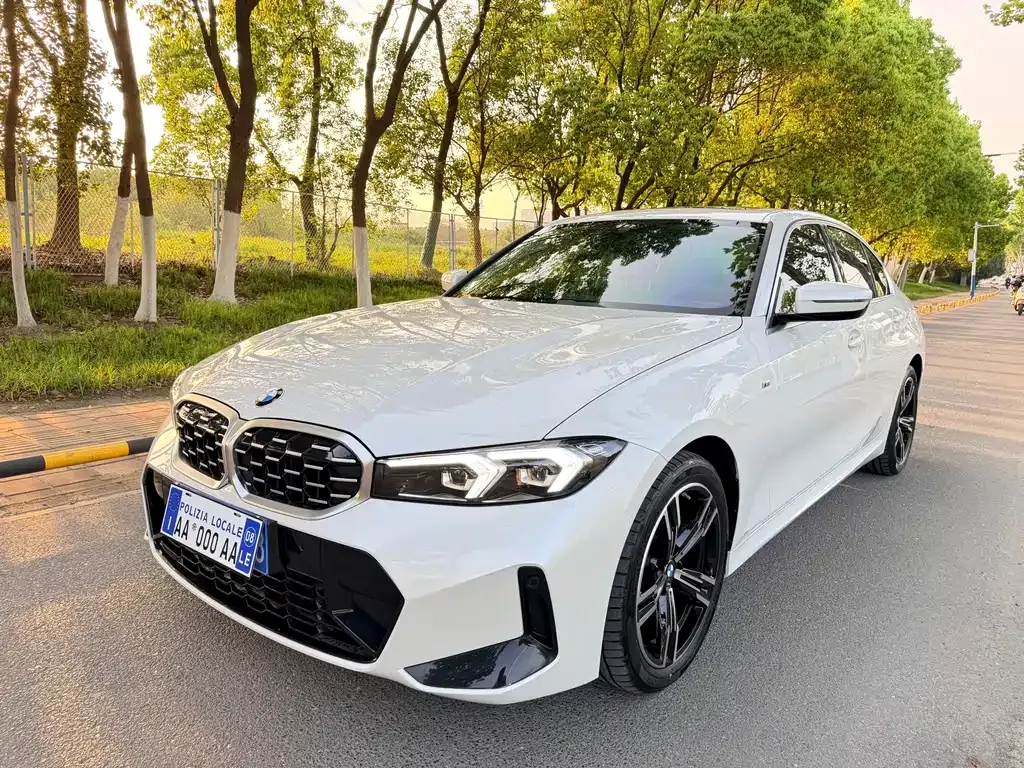 BMW 3 Series — фото 1
