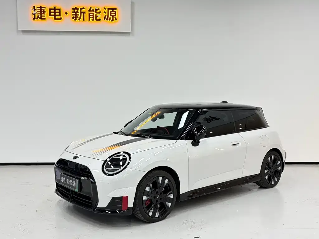 MINI JCW Electric