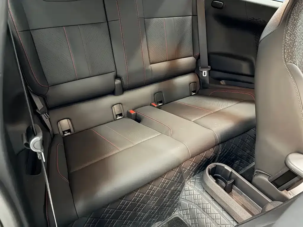 MINI JCW Electric 2025 из CN, фото 6