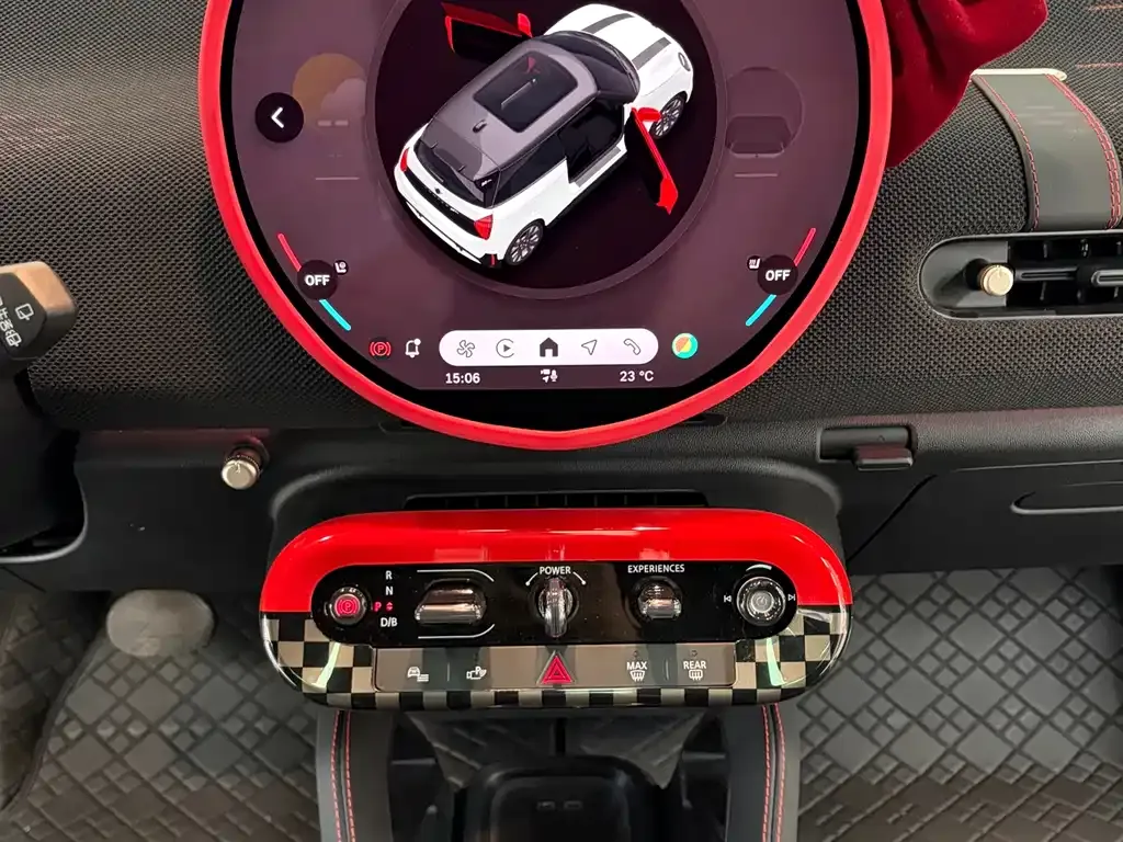 MINI JCW Electric 2025 из CN, фото 9