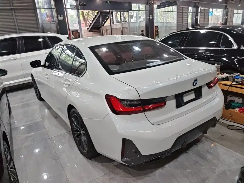 BMW 3 Series 2024 из CN, фото 4