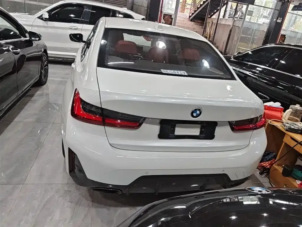 BMW 3 Series 2024 из CN, фото 8
