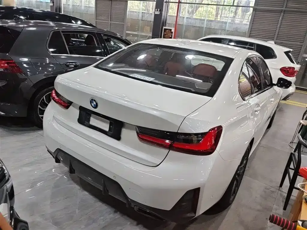 BMW 3 Series 2024 из CN, фото 6