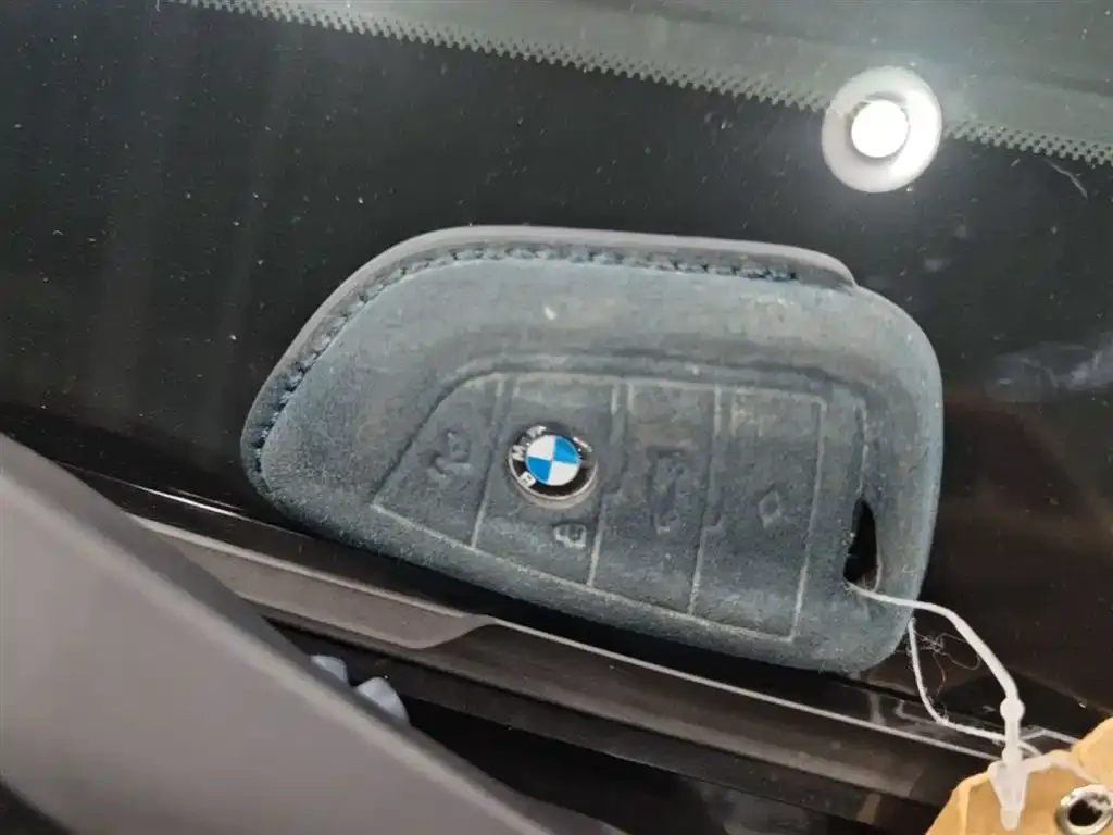BMW 3 Series 2024 из CN, фото 7