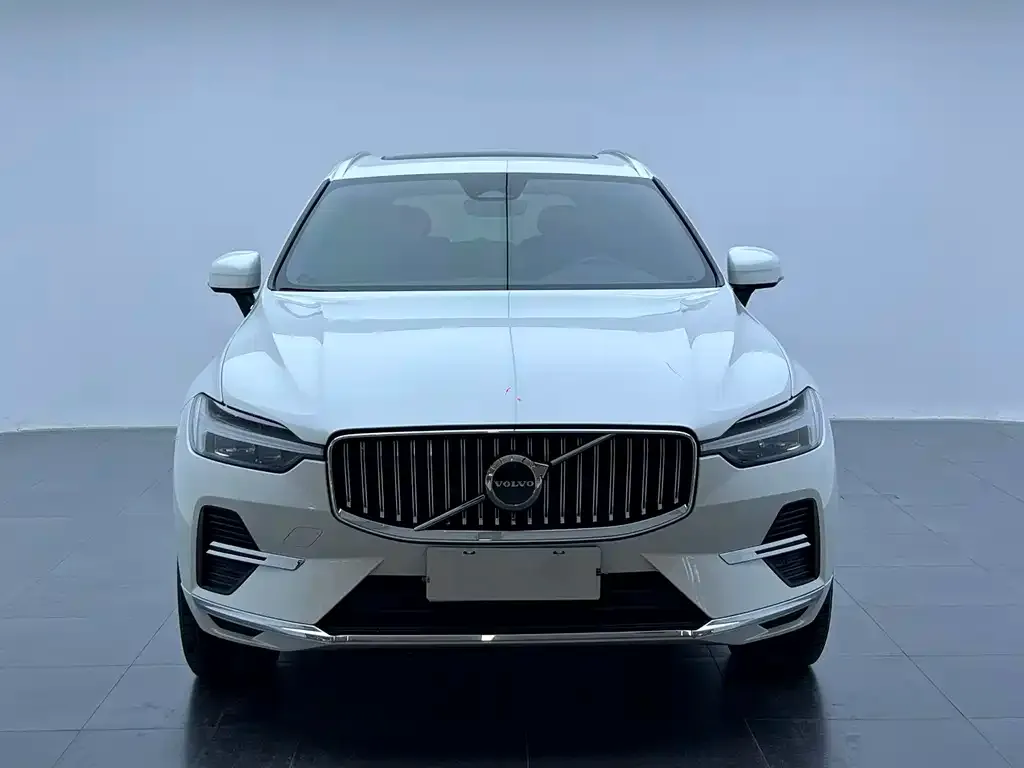 Volvo XC60 — фото 3