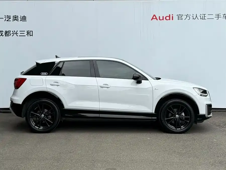 Audi Q2L 2021 из CN, фото 6