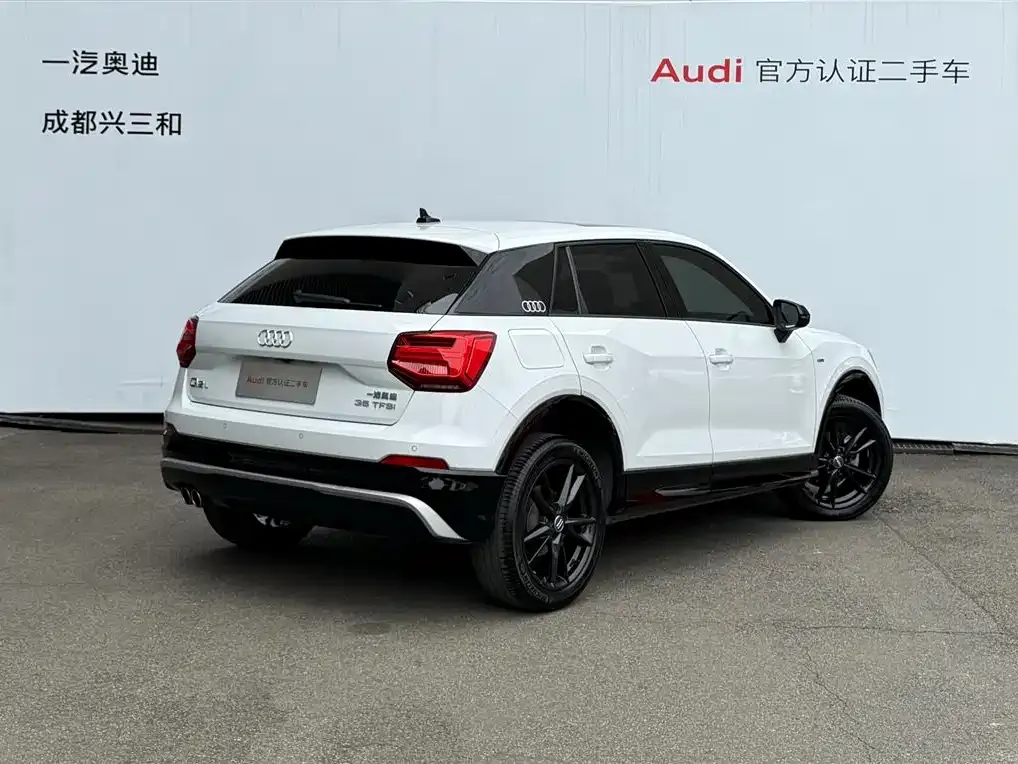 Audi Q2L 2021 из CN, фото 5