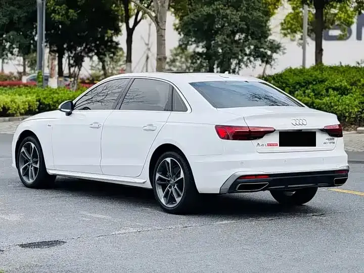 Audi A4L — фото 5