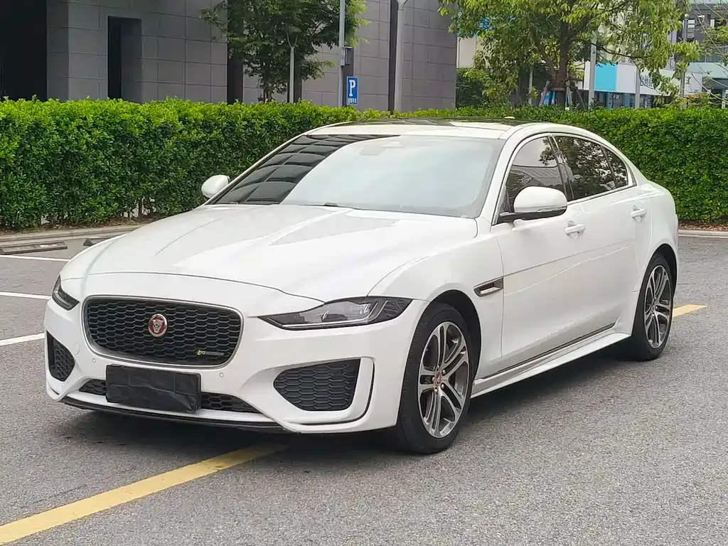 Jaguar XEL