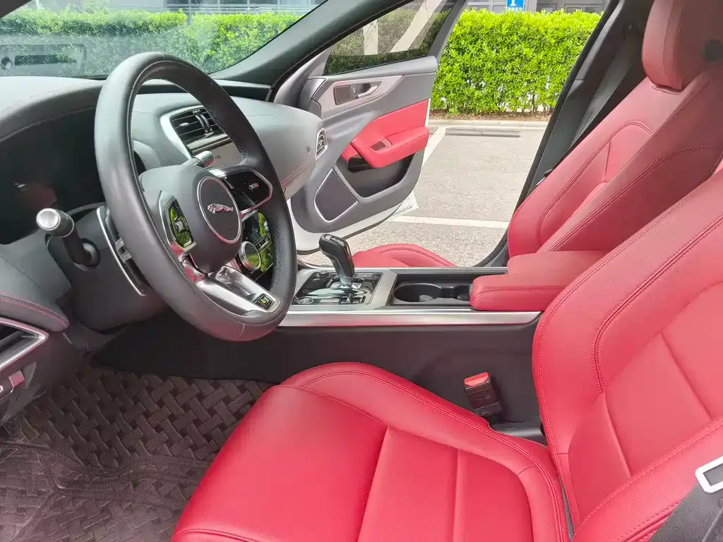 Jaguar XEL 2023 из CN, фото 10