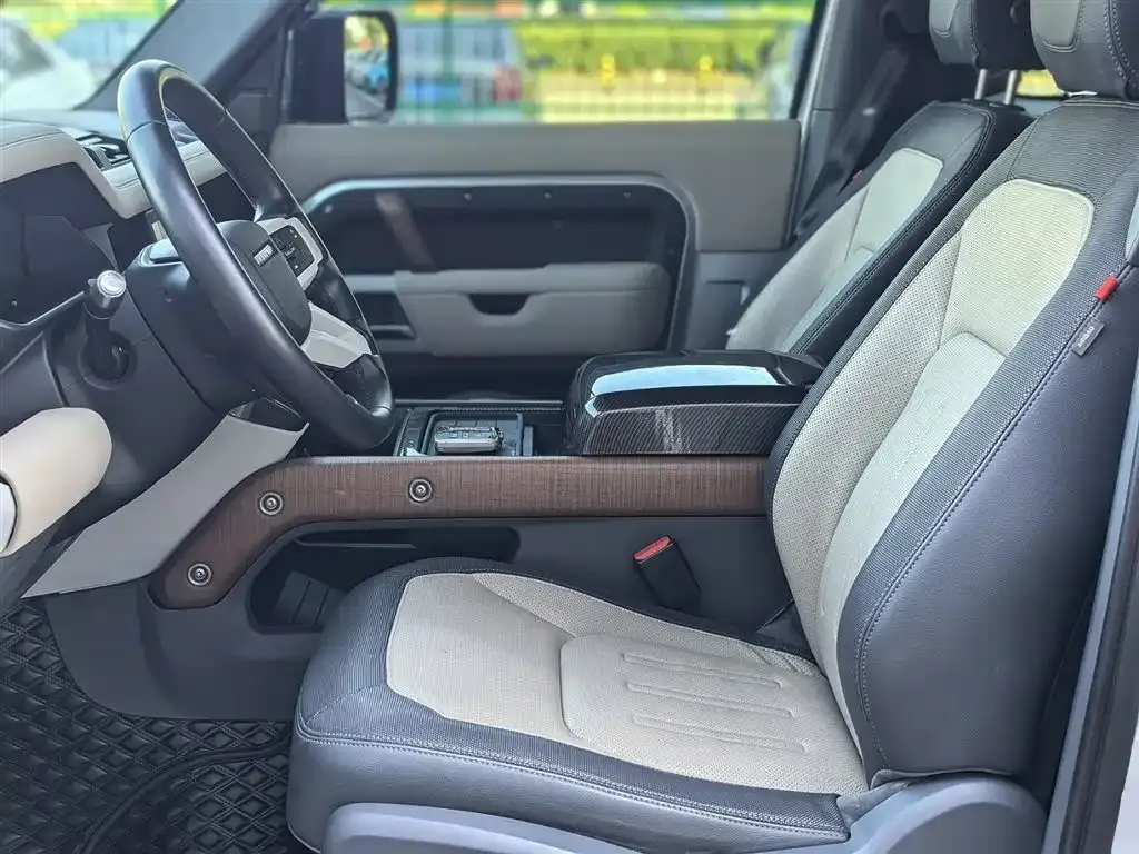 Land Rover Defender — фото 4