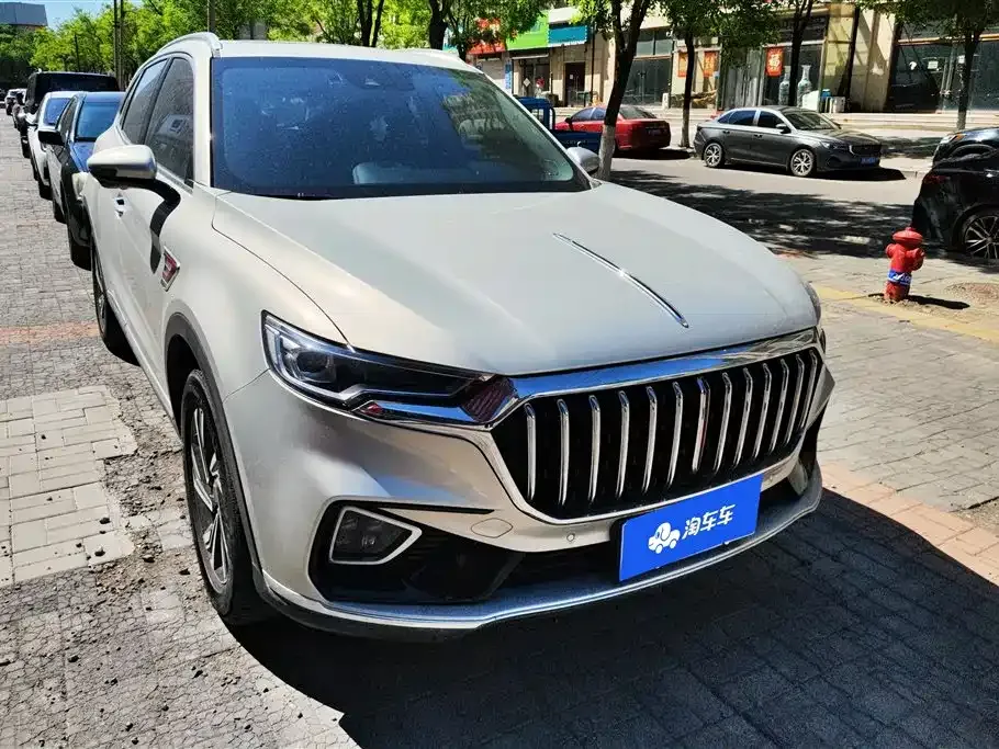 Hongqi HS5 — фото 1