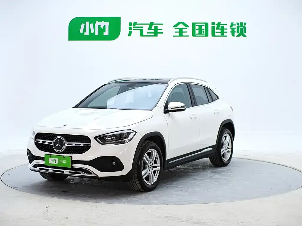 Mercedes-Benz GLA — фото 1