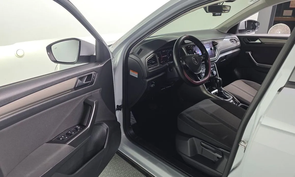 Volkswagen T-Roc 2021 из KR, фото 10