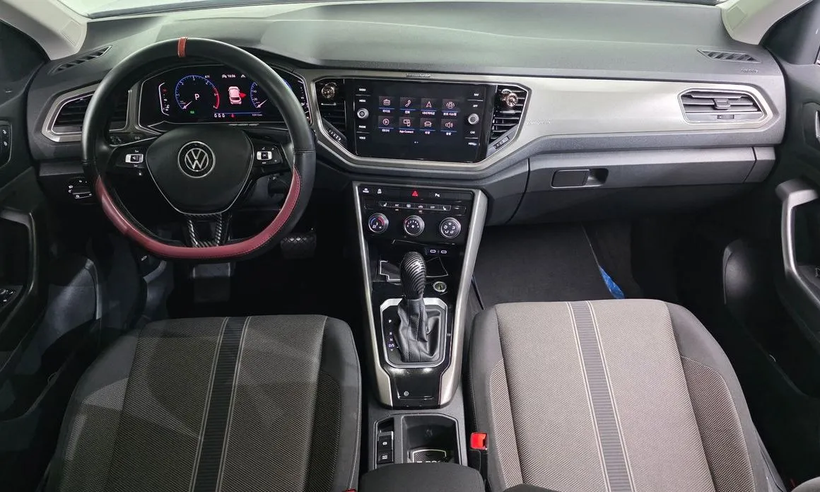 Volkswagen T-Roc 2021 из KR, фото 9