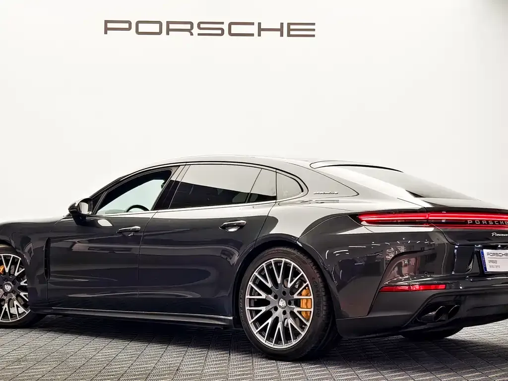 Porsche Panamera — фото 4