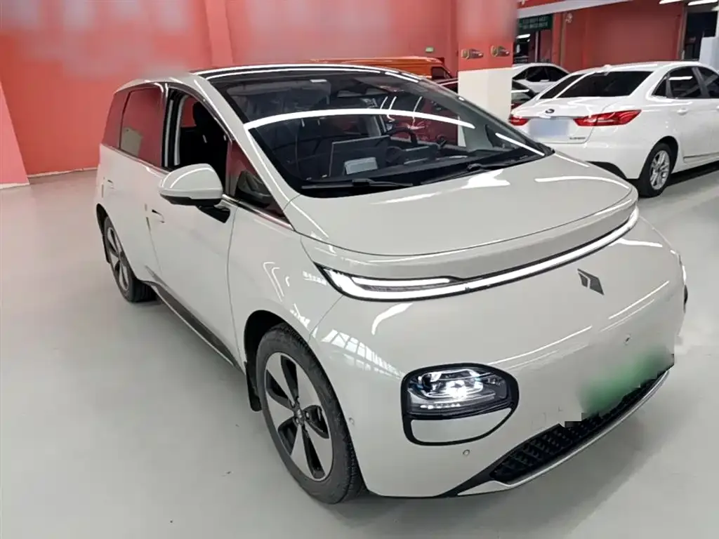 Baojun Yunduo 2024 из CN, фото 9