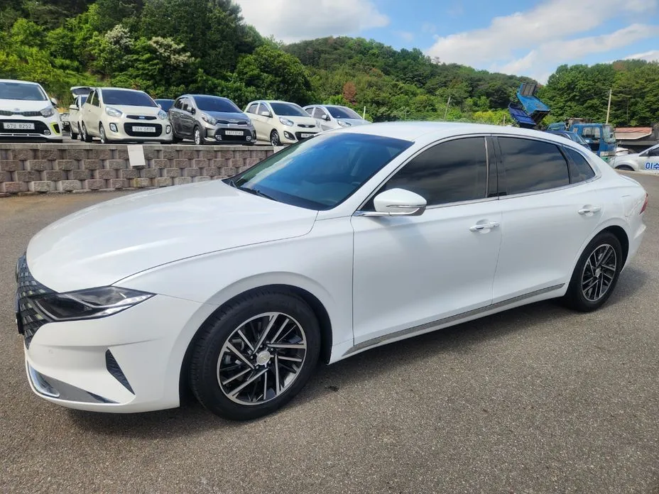 Hyundai Grandeur — фото 1