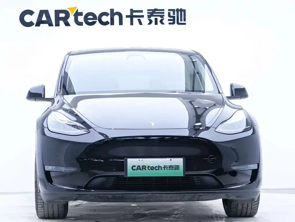 Tesla Model Y 2022 из CN, фото 2