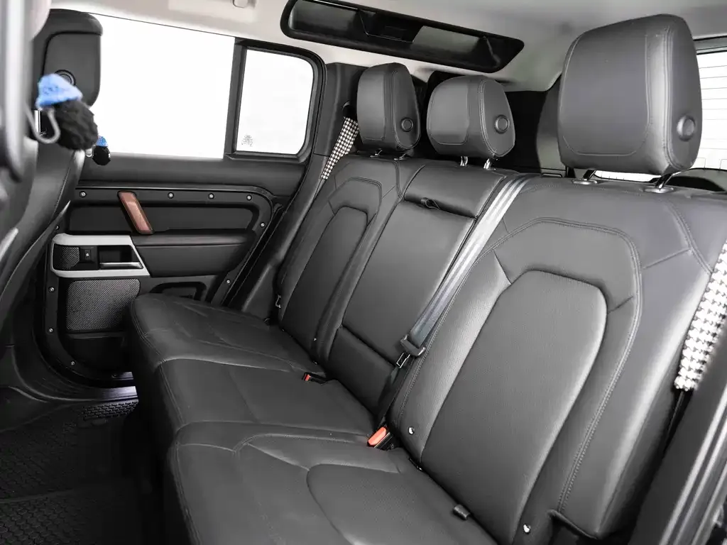 Land Rover Defender — фото 2
