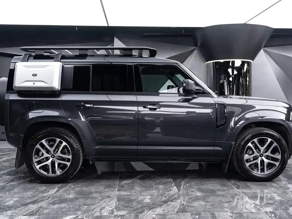 Land Rover Defender — фото 4