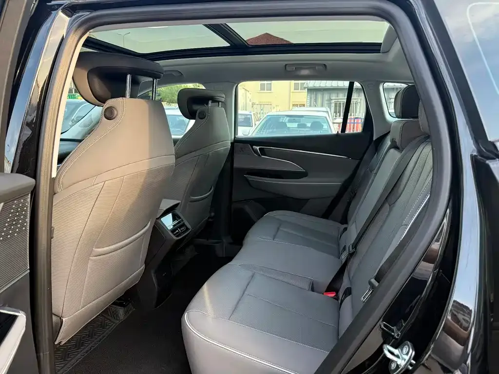 Buick E5 2024 из CN, фото 3