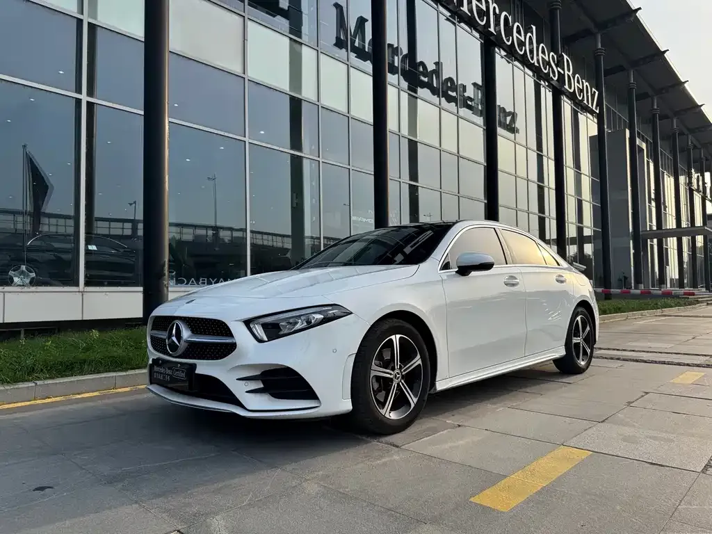 Mercedes-Benz A-Class — фото 1