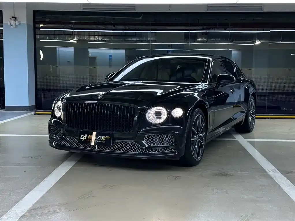 Bentley Flying Spur — фото 7