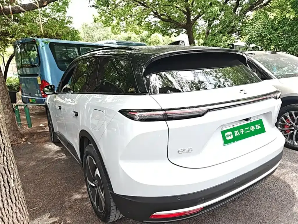 NIO EC6 — фото 10