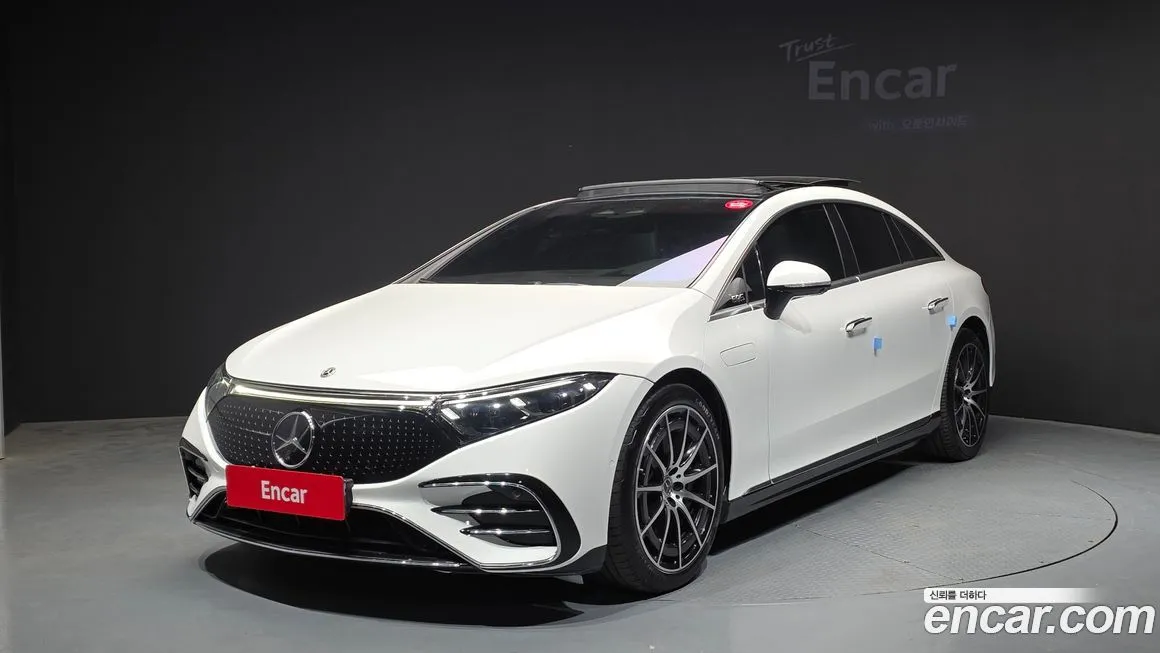 Mercedes-Benz EQS