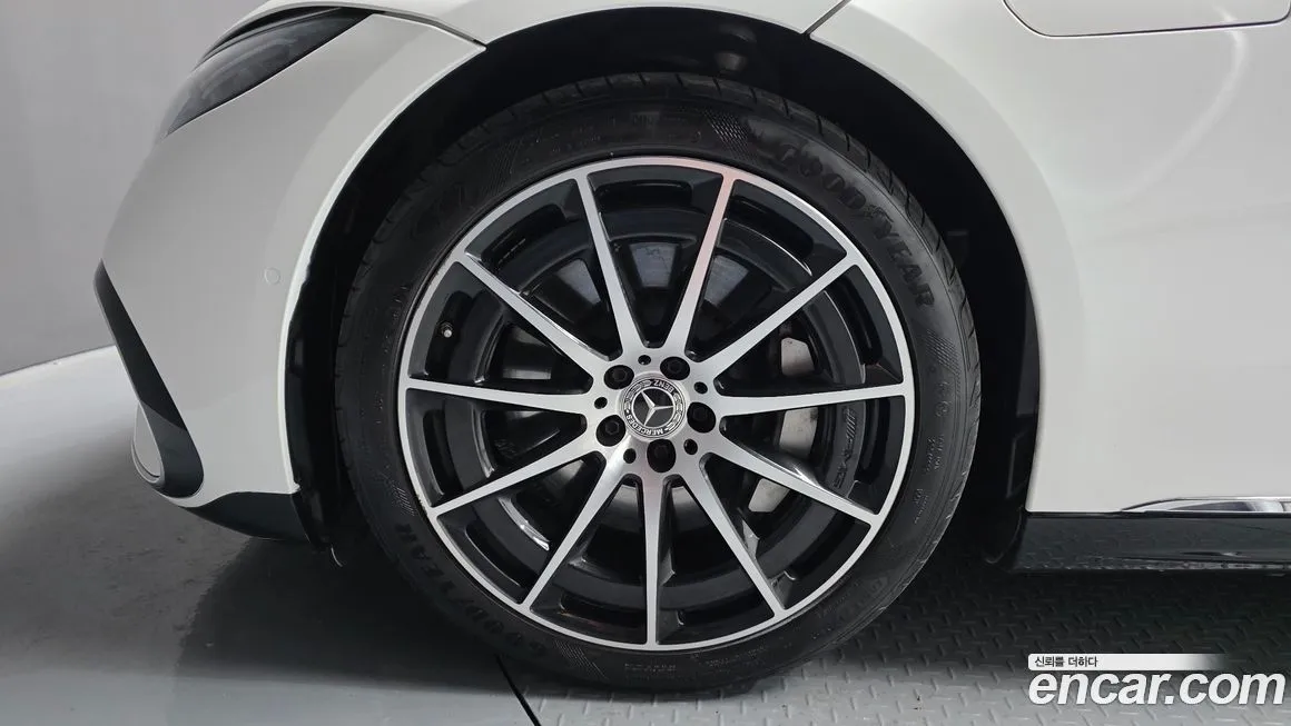 Mercedes-Benz EQS 2022 из KR, фото 8