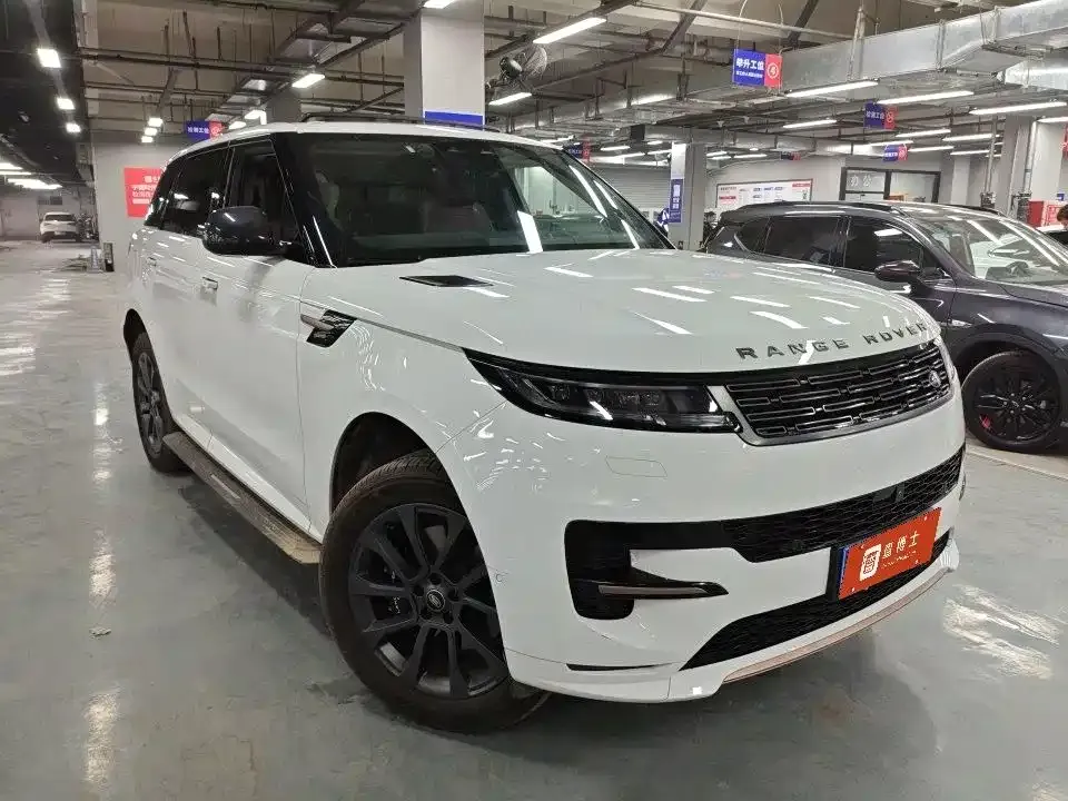 Land Rover Sport — фото 1