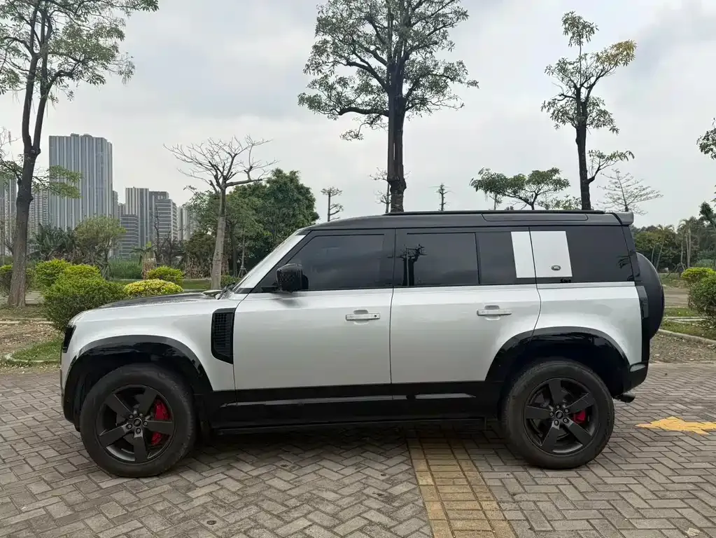 Land Rover Defender — фото 4