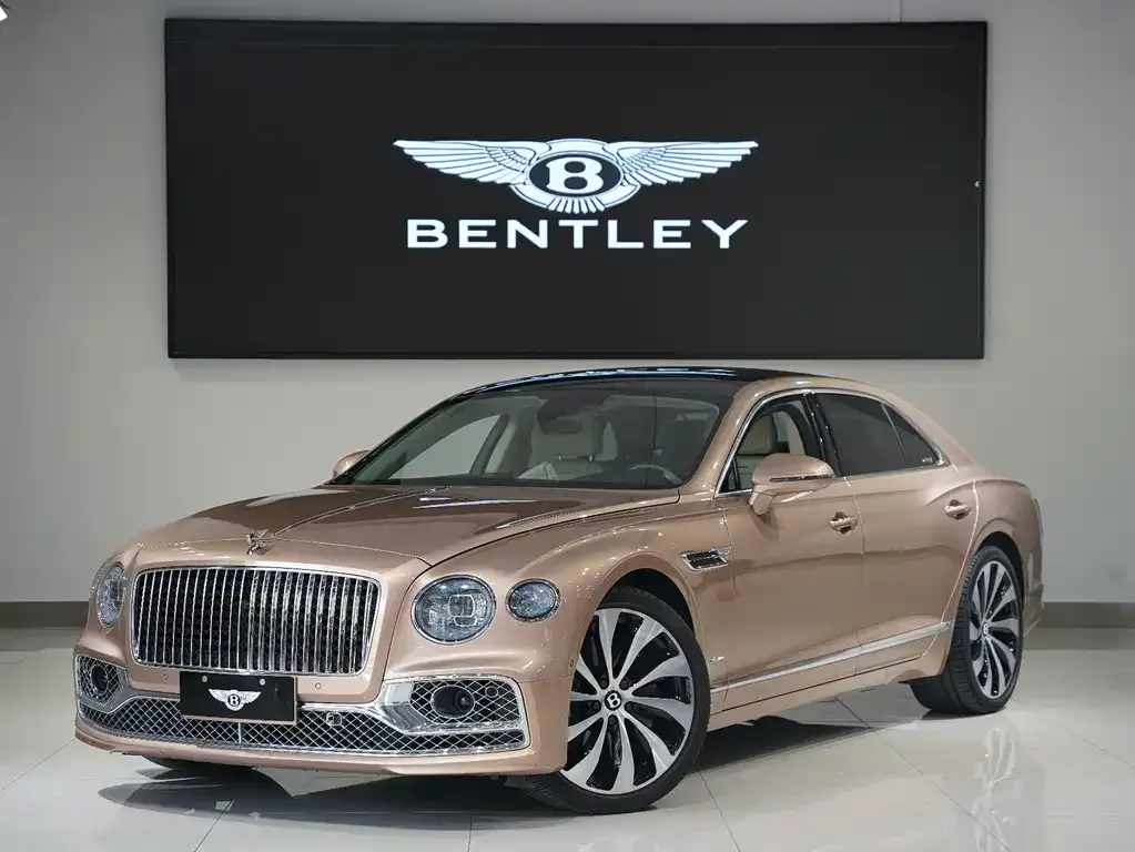 Bentley Flying Spur — фото 1