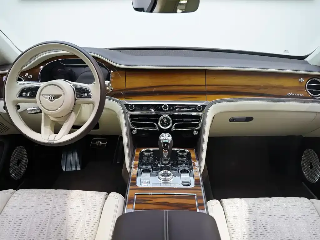 Bentley Flying Spur — фото 7