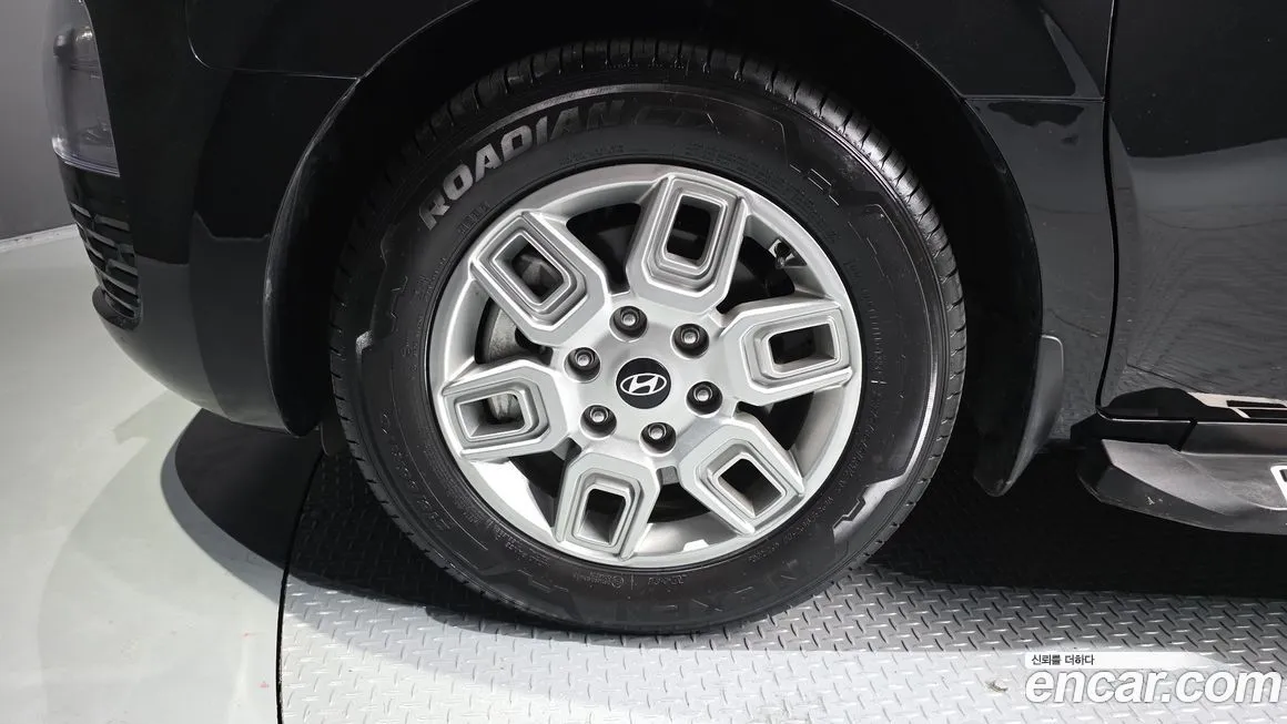 Hyundai Staria — фото 9