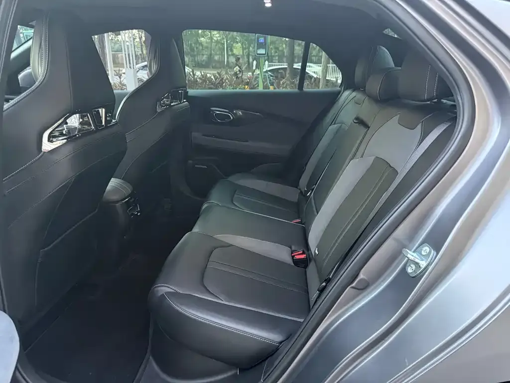 GAC Motor Shadow Leopard — фото 8