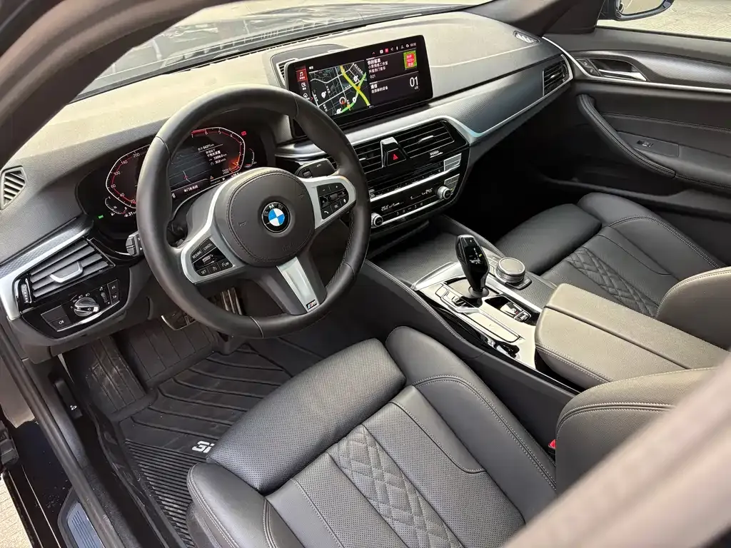 BMW 5 Series (Import) 2022 из CN, фото 10