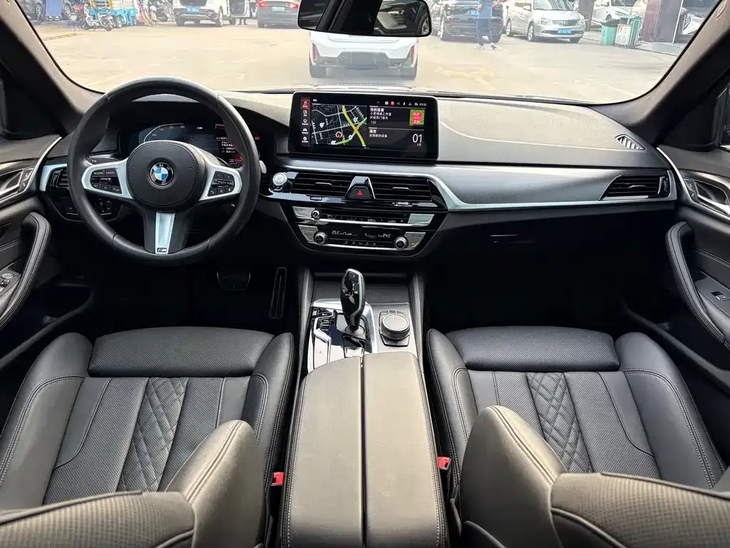 BMW 5 Series (Import) 2022 из CN, фото 7