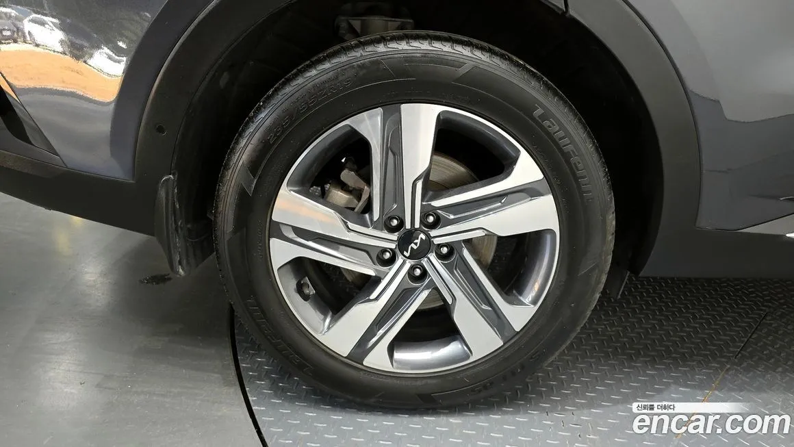 Kia Sorento — фото 5