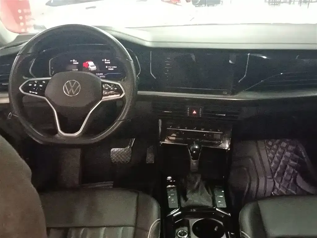 Volkswagen Passat — фото 3