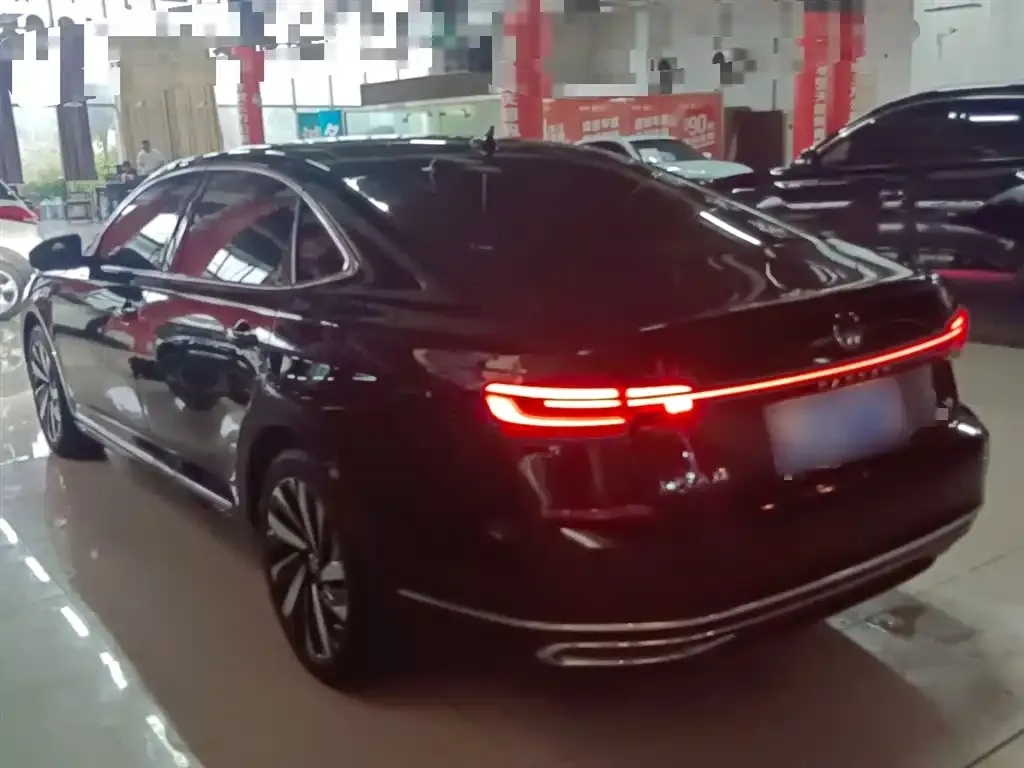 Volkswagen Passat — фото 2
