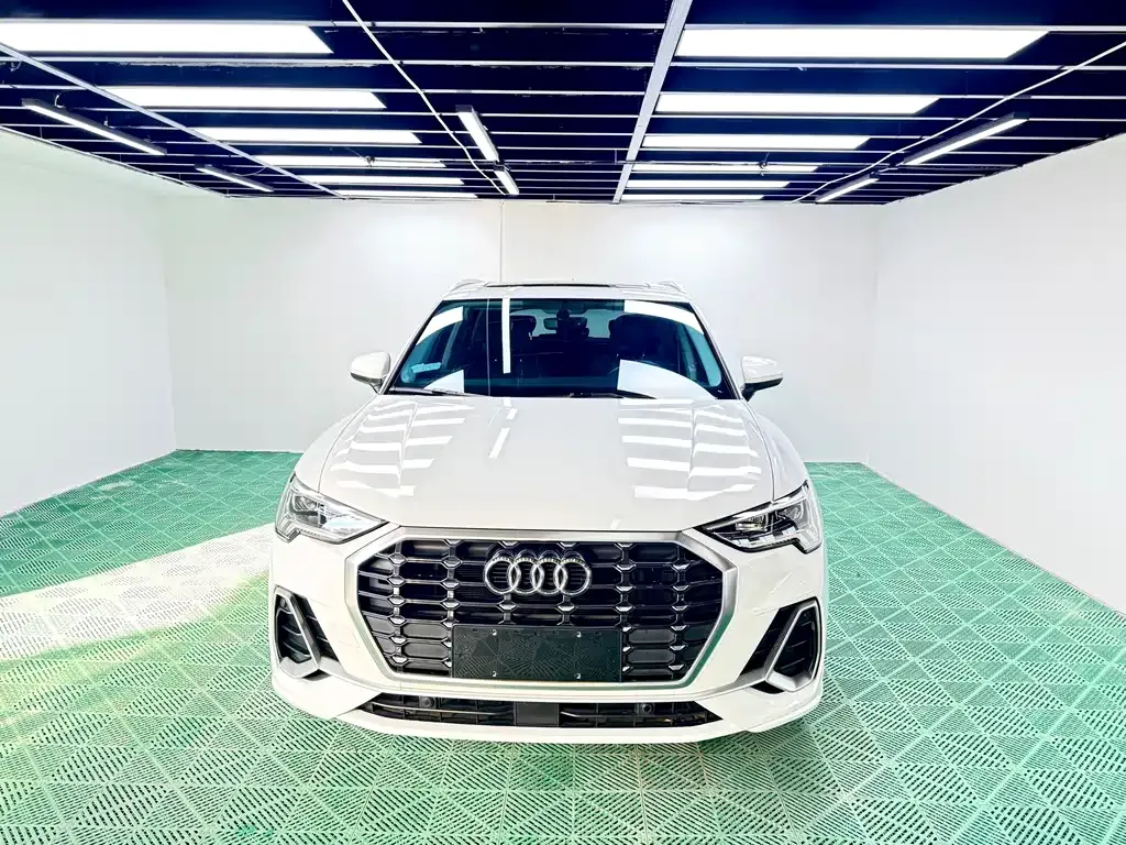 Audi Q3 — фото 6