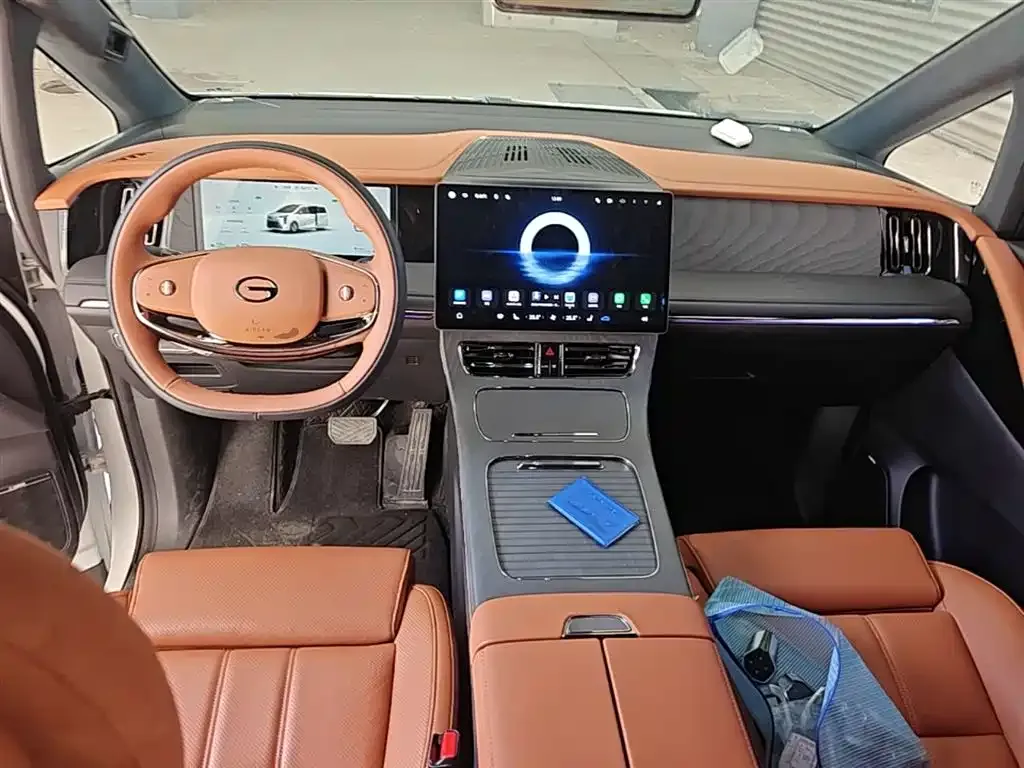 GAC Motor Trumpchi M8 — фото 4