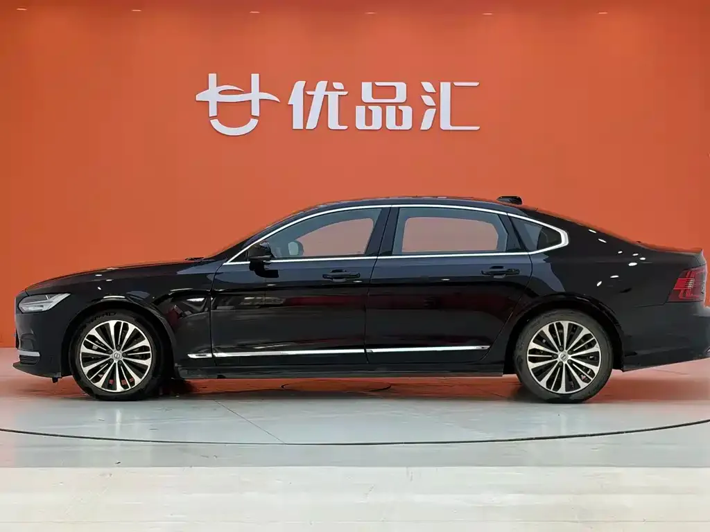 Volvo S90 — фото 7