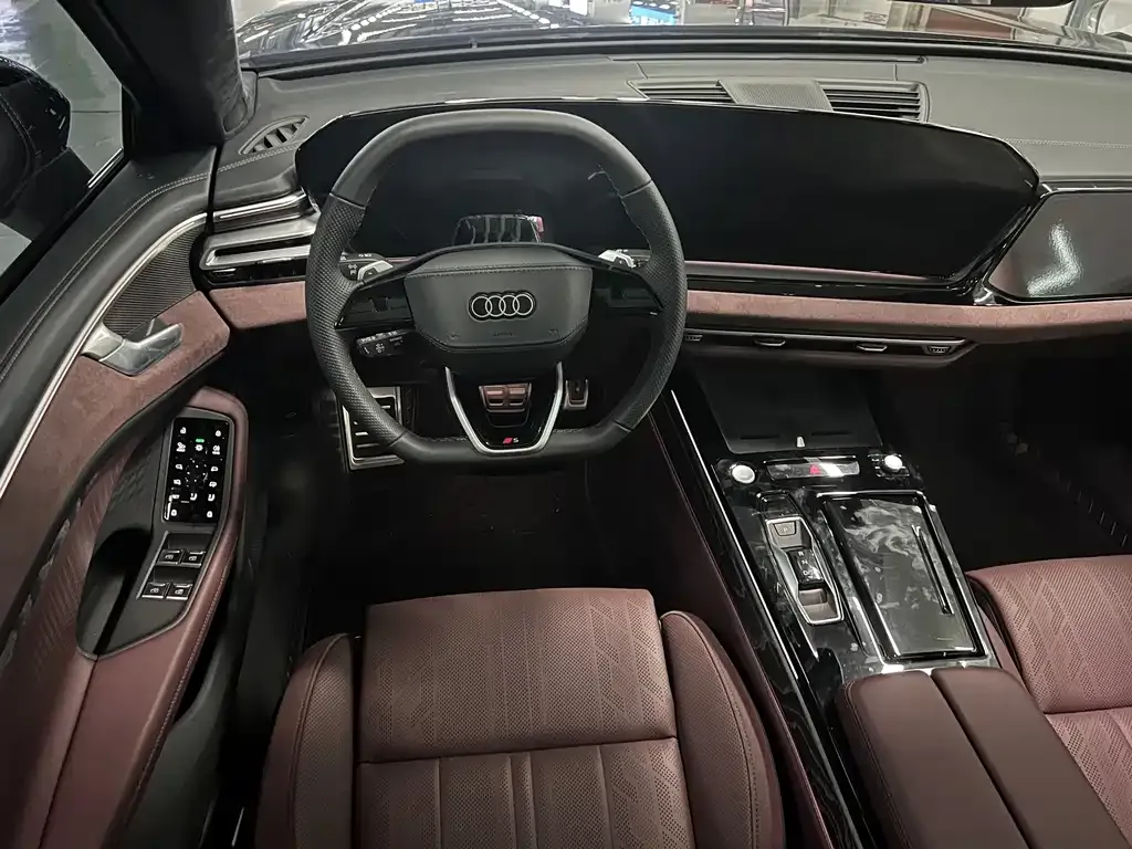 Audi A6L — фото 8