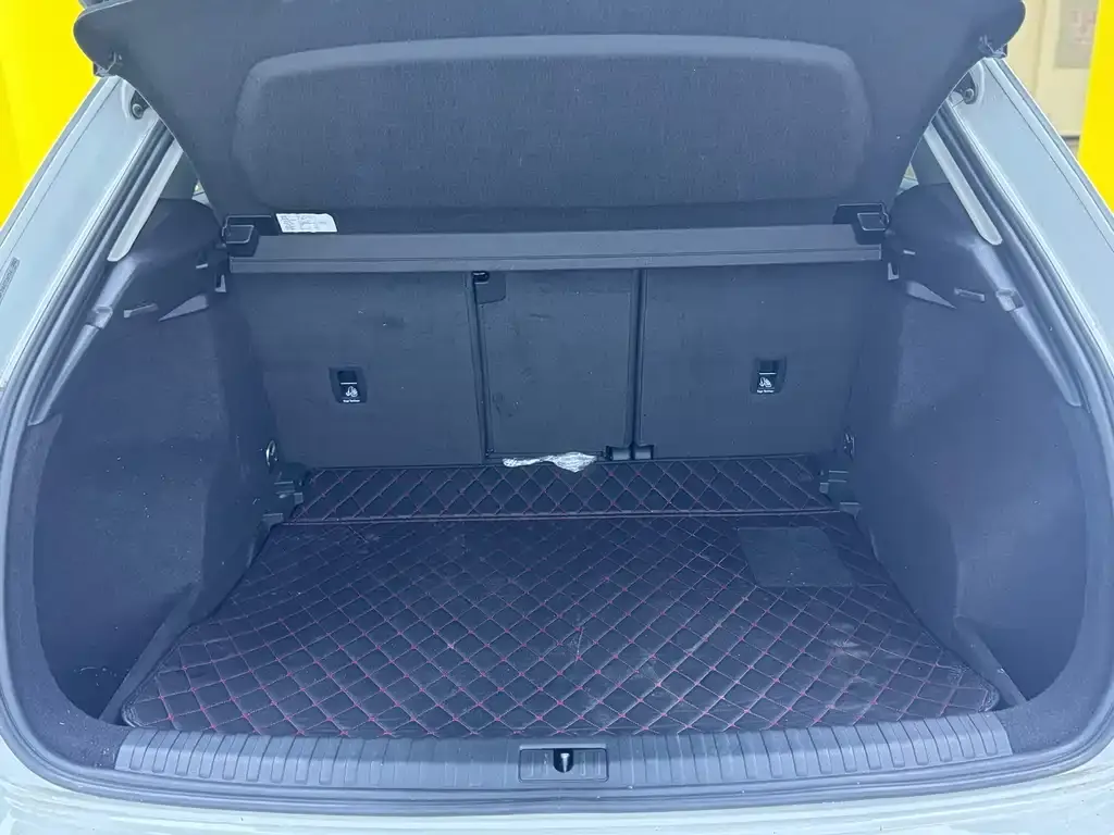 Audi Q3 2021 из CN, фото 4