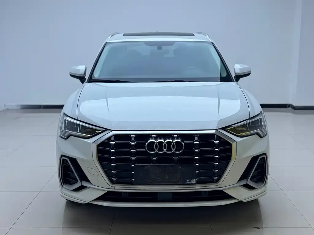 Audi Q3 2021 из CN, фото 5