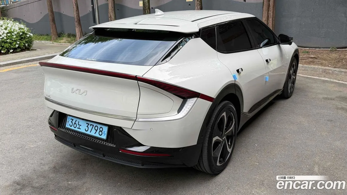 Kia EV6 — фото 10