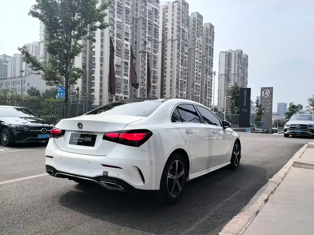 Mercedes-Benz A-Class — фото 10